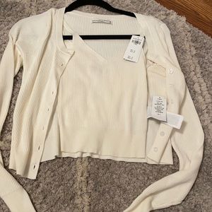 Abercrombie tank and cardigan